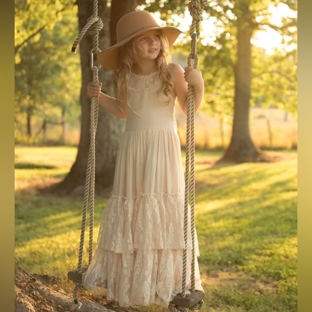 MIA JOY Cream Maxi Lace Short Sleeve Dress size 12